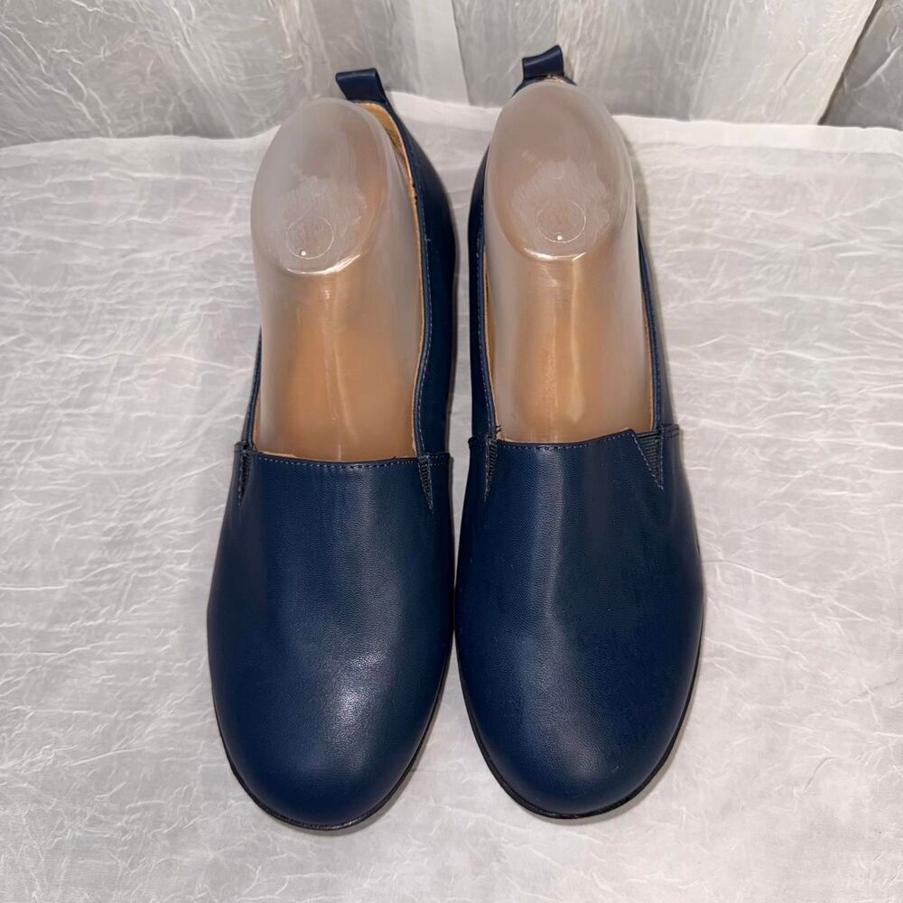 Comfortview Women's Navy and Blue Footwear